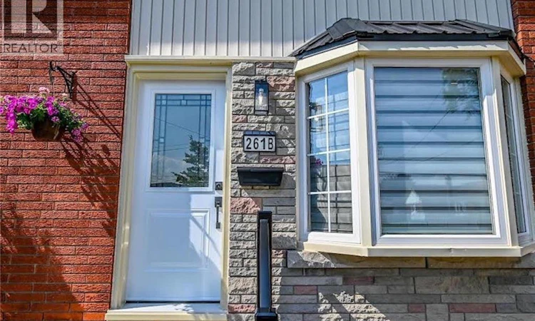 B-261 Scott Street