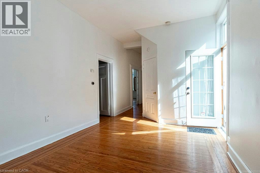 1-270 Queen Street S, Hamilton, ON, L8P 3T3 - 5