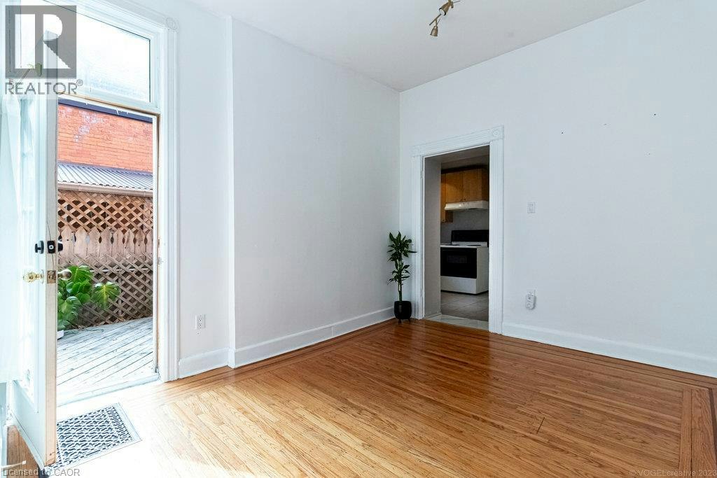 1-270 Queen Street S, Hamilton, ON, L8P 3T3 - 6
