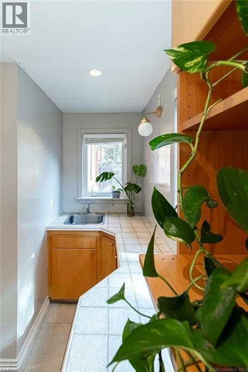 1-270 Queen Street S, Hamilton, ON, L8P 3T3 - 10