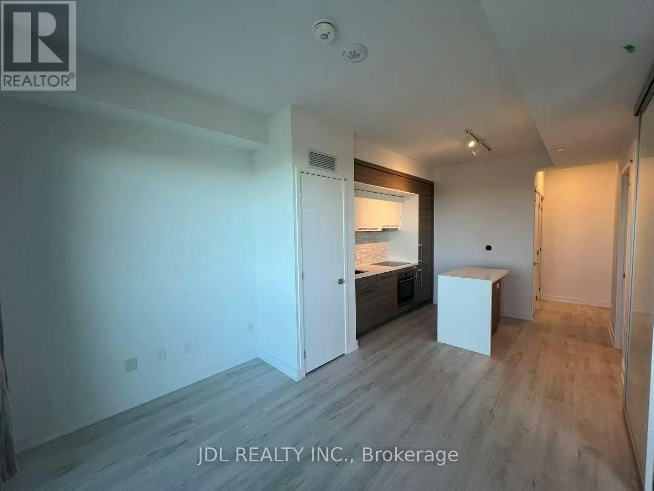 2206-29 Green Trail Court, Toronto, ON, M2K 0J9 - 3