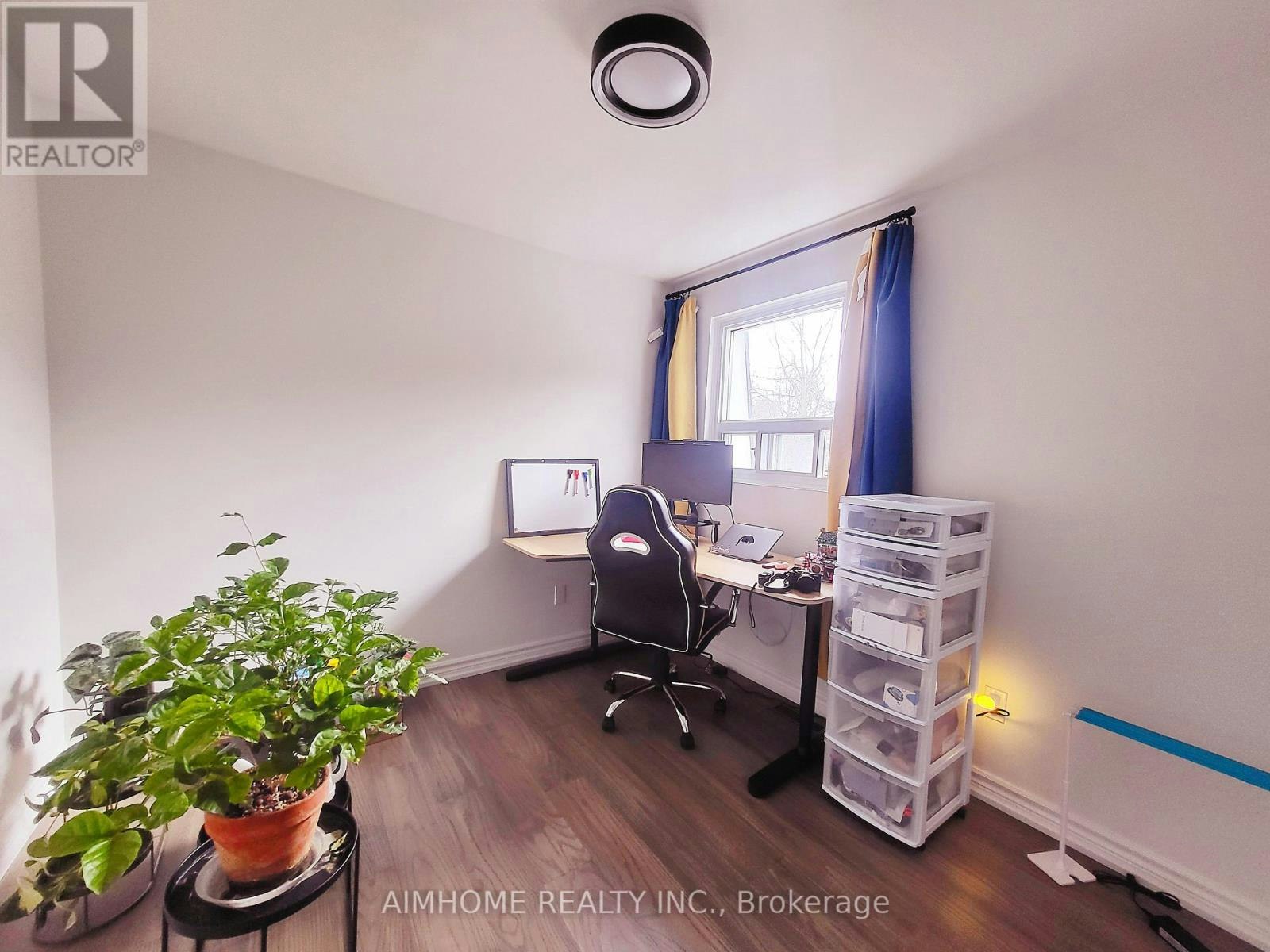 46 Ardgowan Crescent, Toronto, ON, M1V 1B3 - 4