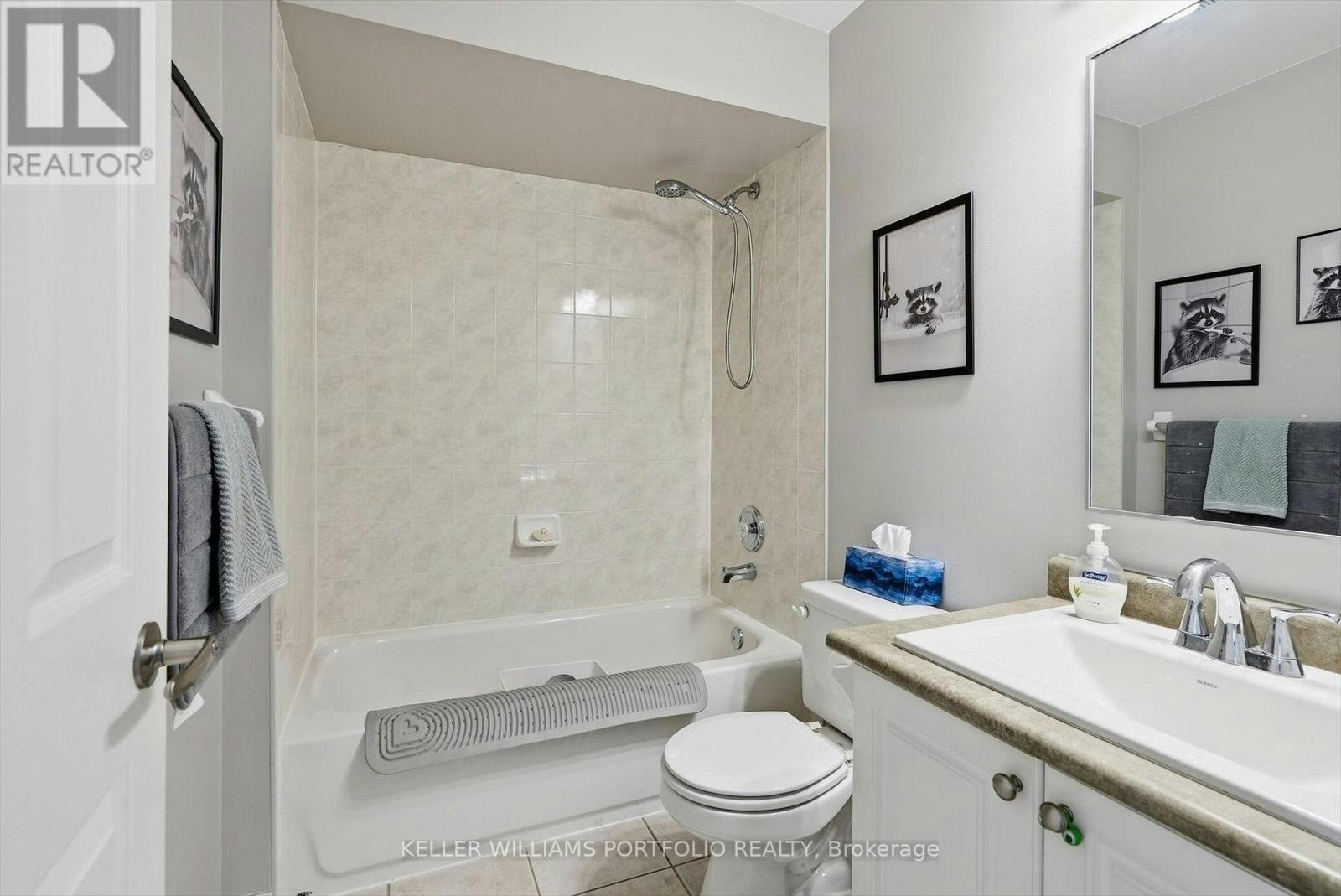 80 Crossovers Street, Toronto, ON, M4E 3X4 - 31