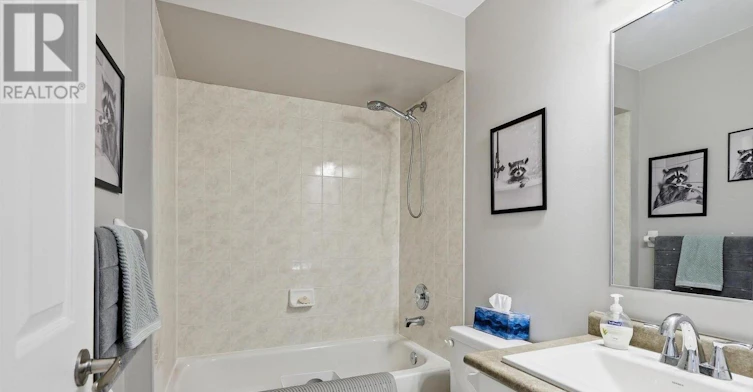 80 Crossovers Street, Toronto, ON, M4E 3X4 - 31