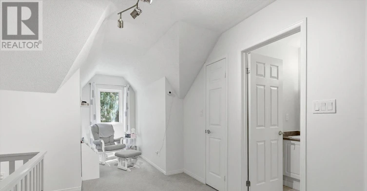 80 Crossovers Street, Toronto, ON, M4E 3X4 - 33