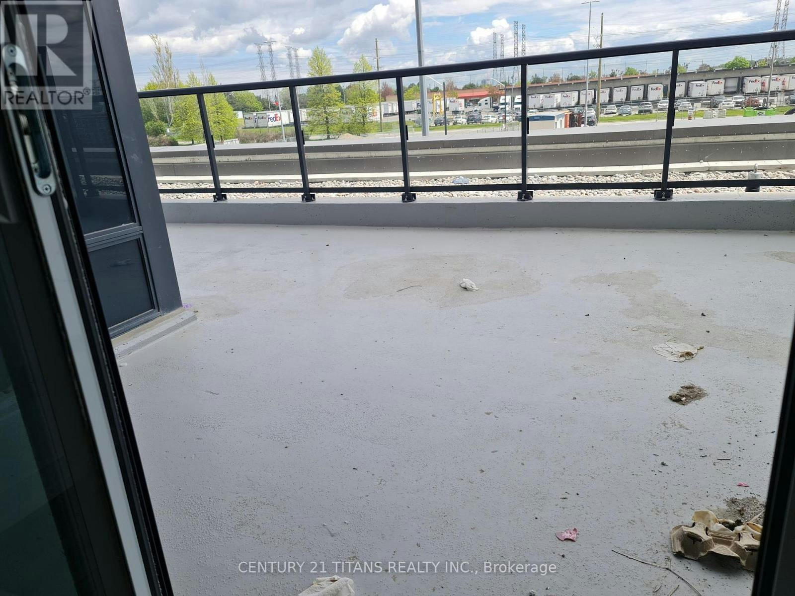 215-1455 Celebration Drive S, Pickering, ON, L1W 1L8 - 6