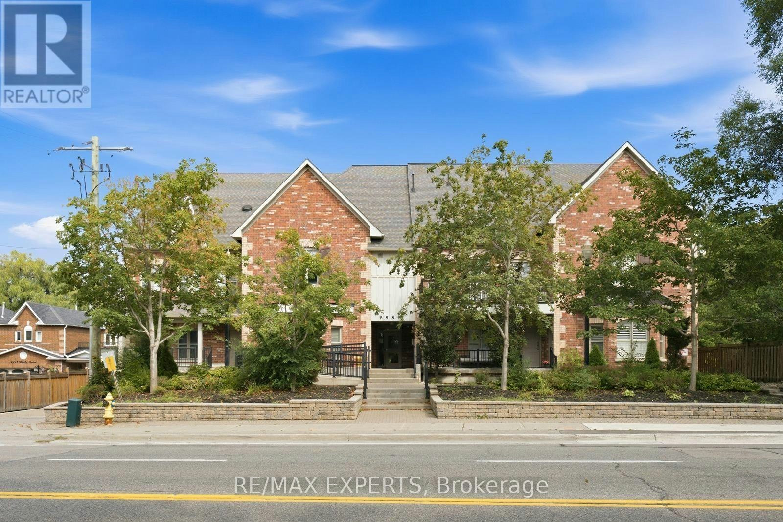 301-9589 Keele Street, Vaughan, ON, L6A 5M1