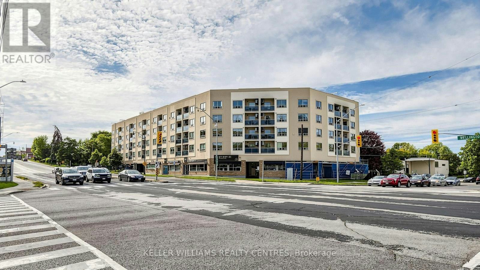 417-160 Wellington Street E, Aurora, ON, L4G 1J3