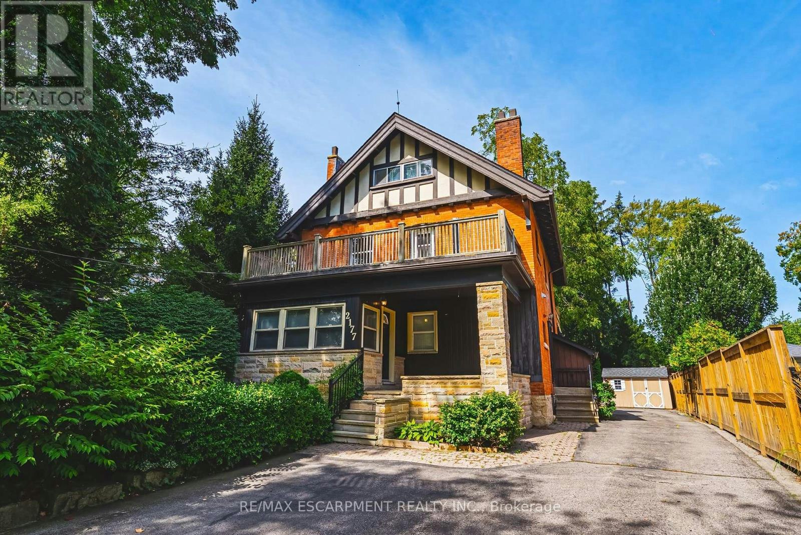 2177 Lakeshore Road, Burlington, ON, L7R 1A5