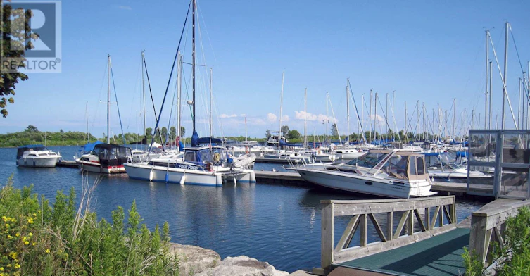 37 Seventeenth Street, Toronto, ON, M8V 3K2 - 34