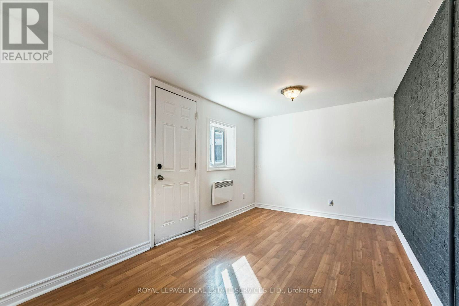 37 Seventeenth Street, Toronto, ON, M8V 3K2 - 26