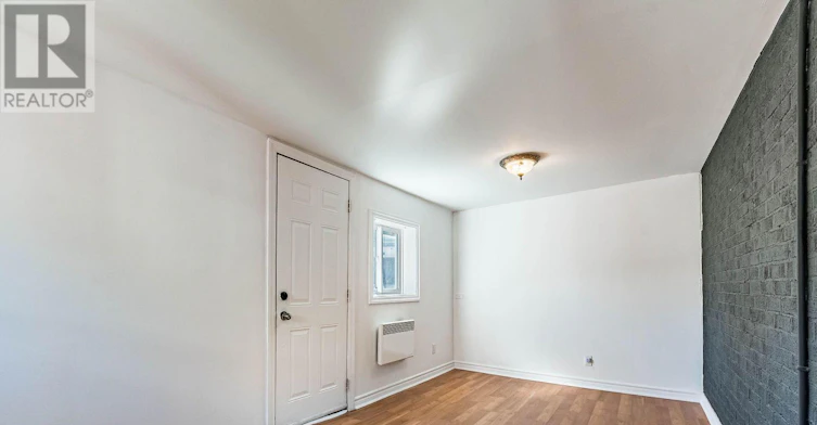 37 Seventeenth Street, Toronto, ON, M8V 3K2 - 26