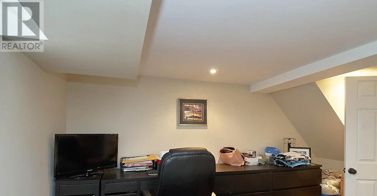 37 Seventeenth Street, Toronto, ON, M8V 3K2 - 24