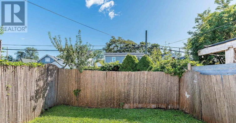 37 Seventeenth Street, Toronto, ON, M8V 3K2 - 46