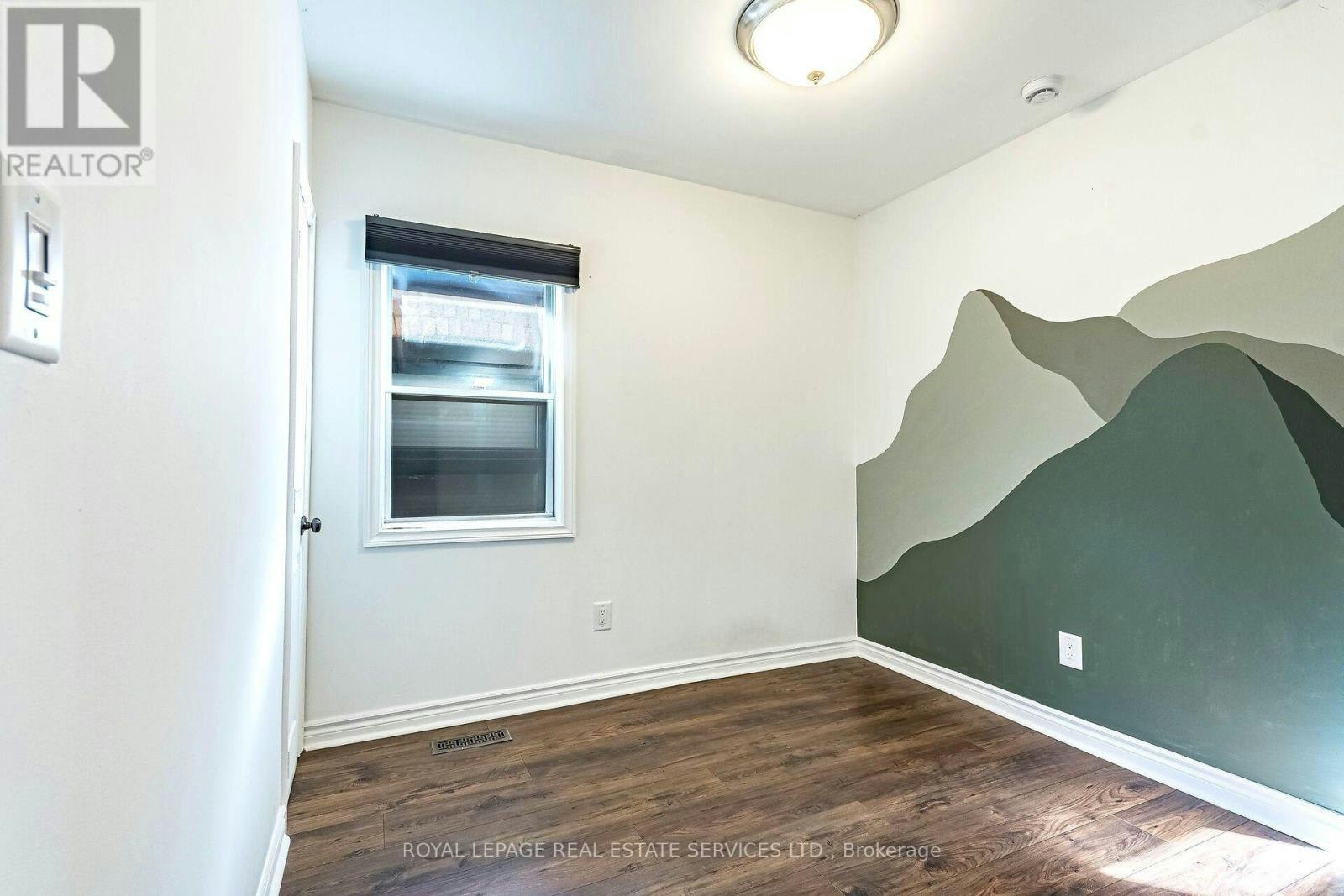 37 Seventeenth Street, Toronto, ON, M8V 3K2 - 30