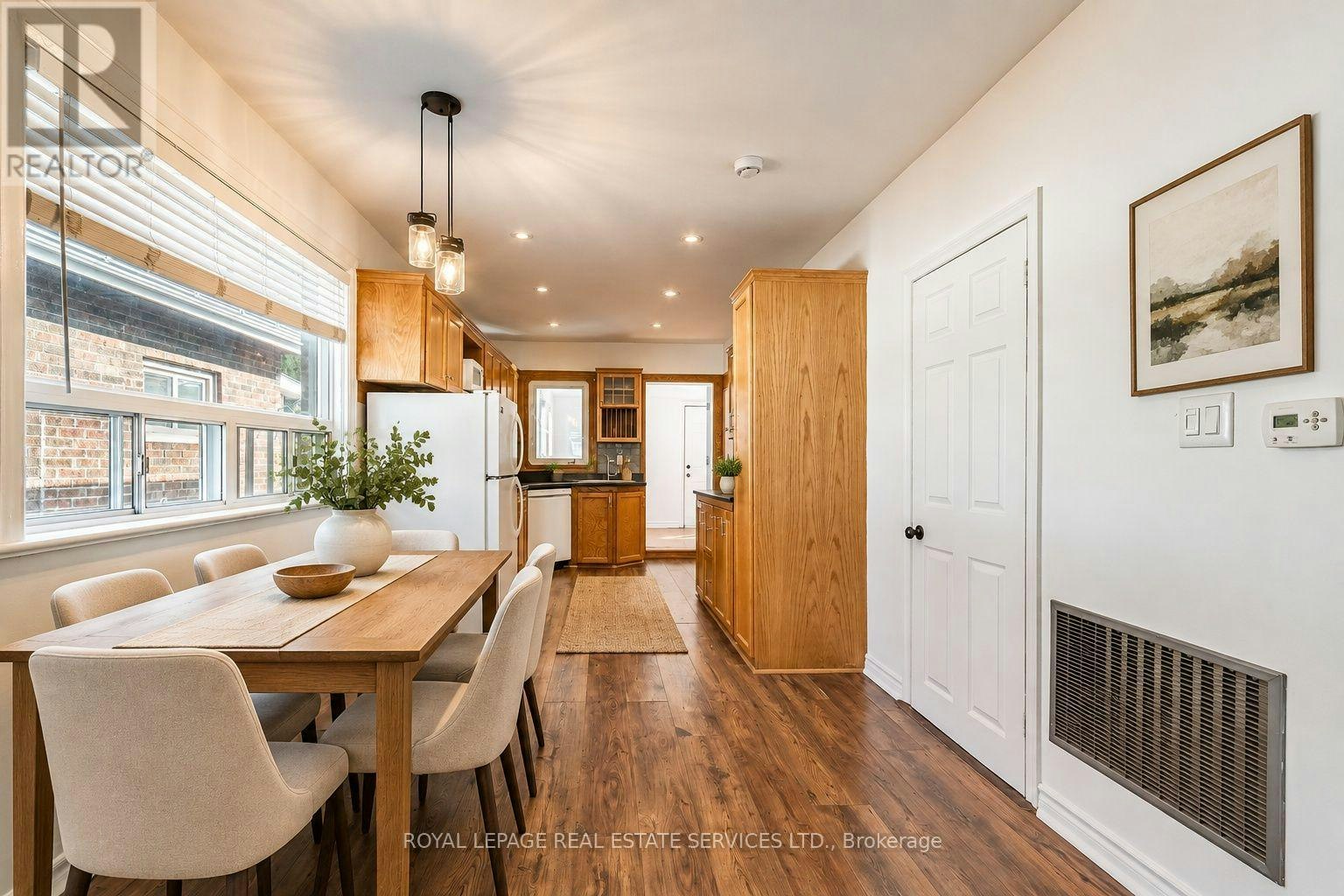 37 Seventeenth Street, Toronto, ON, M8V 3K2 - 15