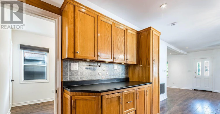 37 Seventeenth Street, Toronto, ON, M8V 3K2 - 19