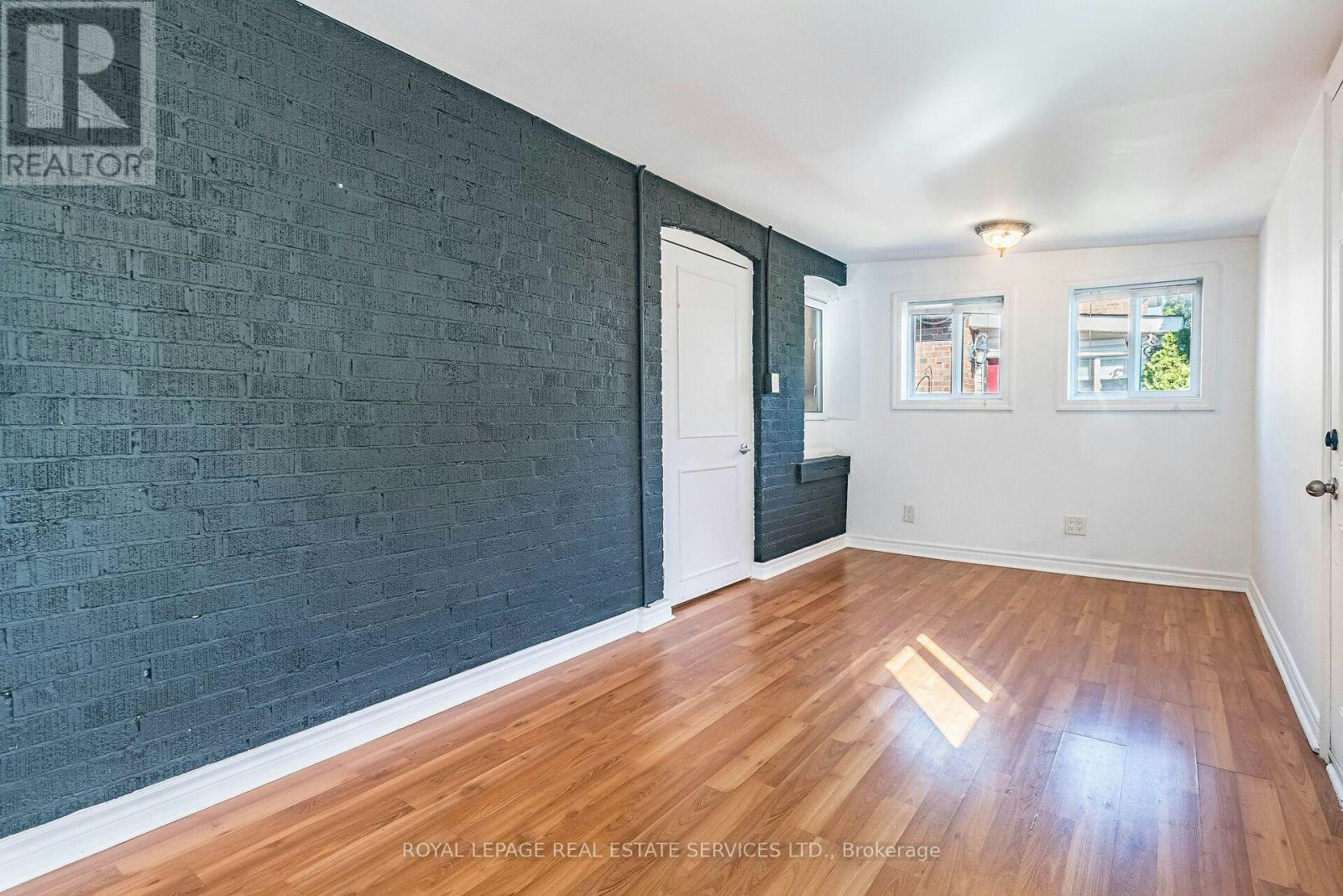 37 Seventeenth Street, Toronto, ON, M8V 3K2 - 27