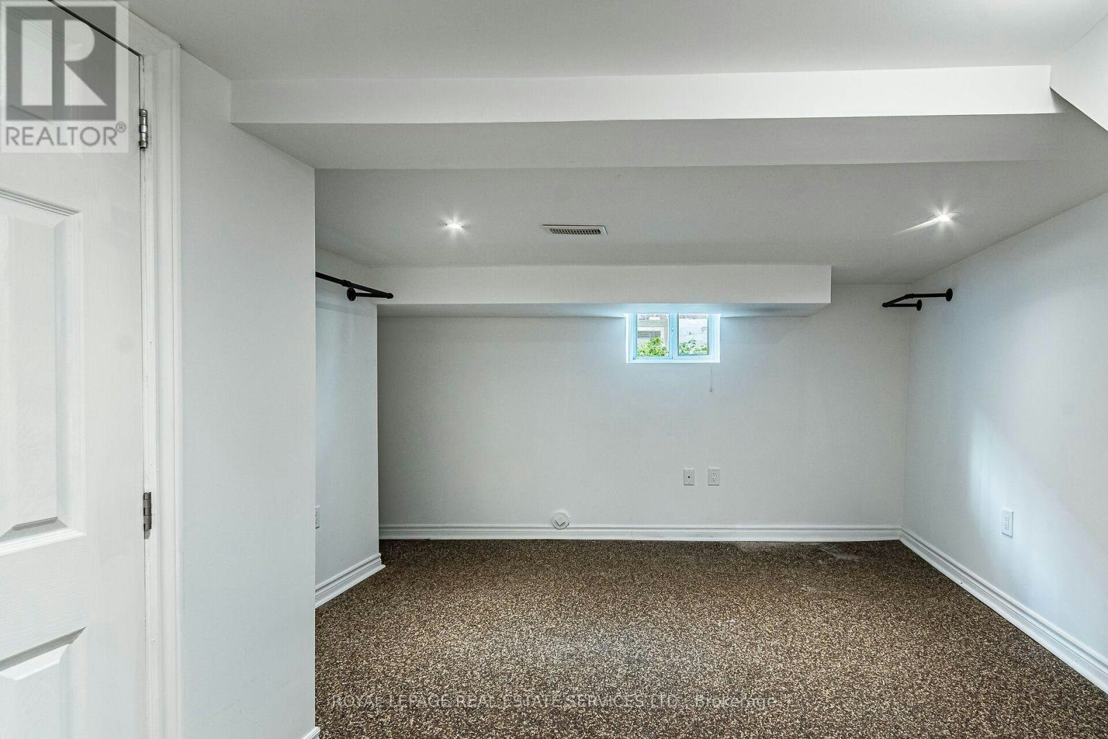 37 Seventeenth Street, Toronto, ON, M8V 3K2 - 35