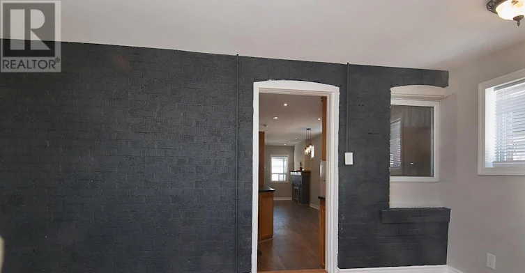 37 Seventeenth Street, Toronto, ON, M8V 3K2 - 18