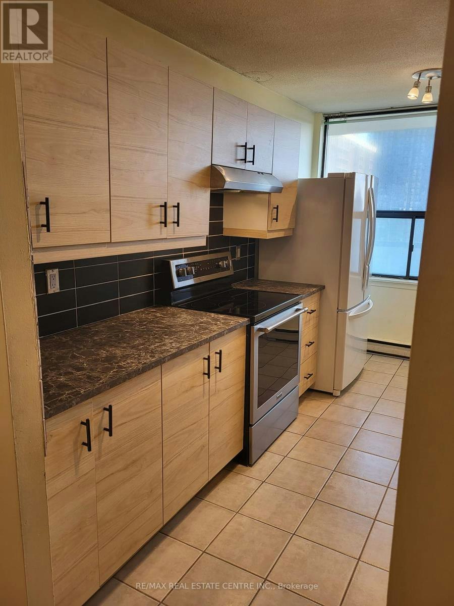 1202-17 Knightsbridge Road, Brampton, ON, L6T 3X9 - 7