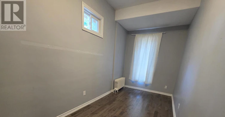 MAIN-291 Pacific Avenue, Toronto, ON, M6P 2P8 - 8