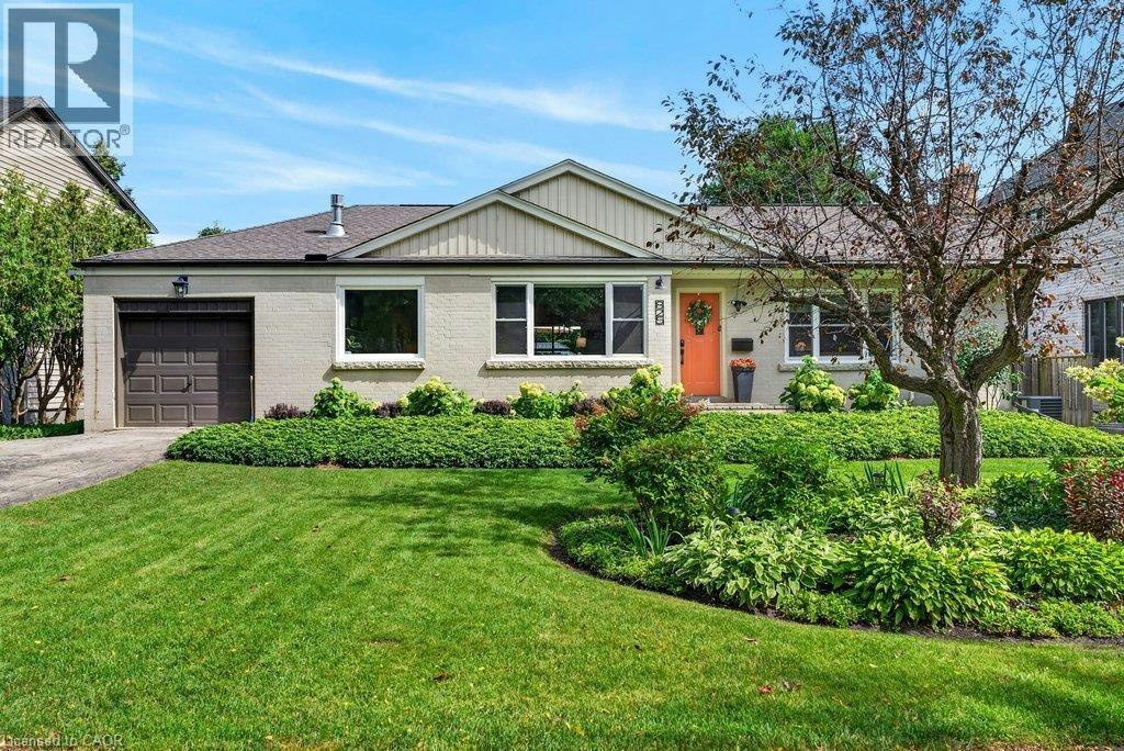 825 King Road, Burlington, ON, L7T 3K8