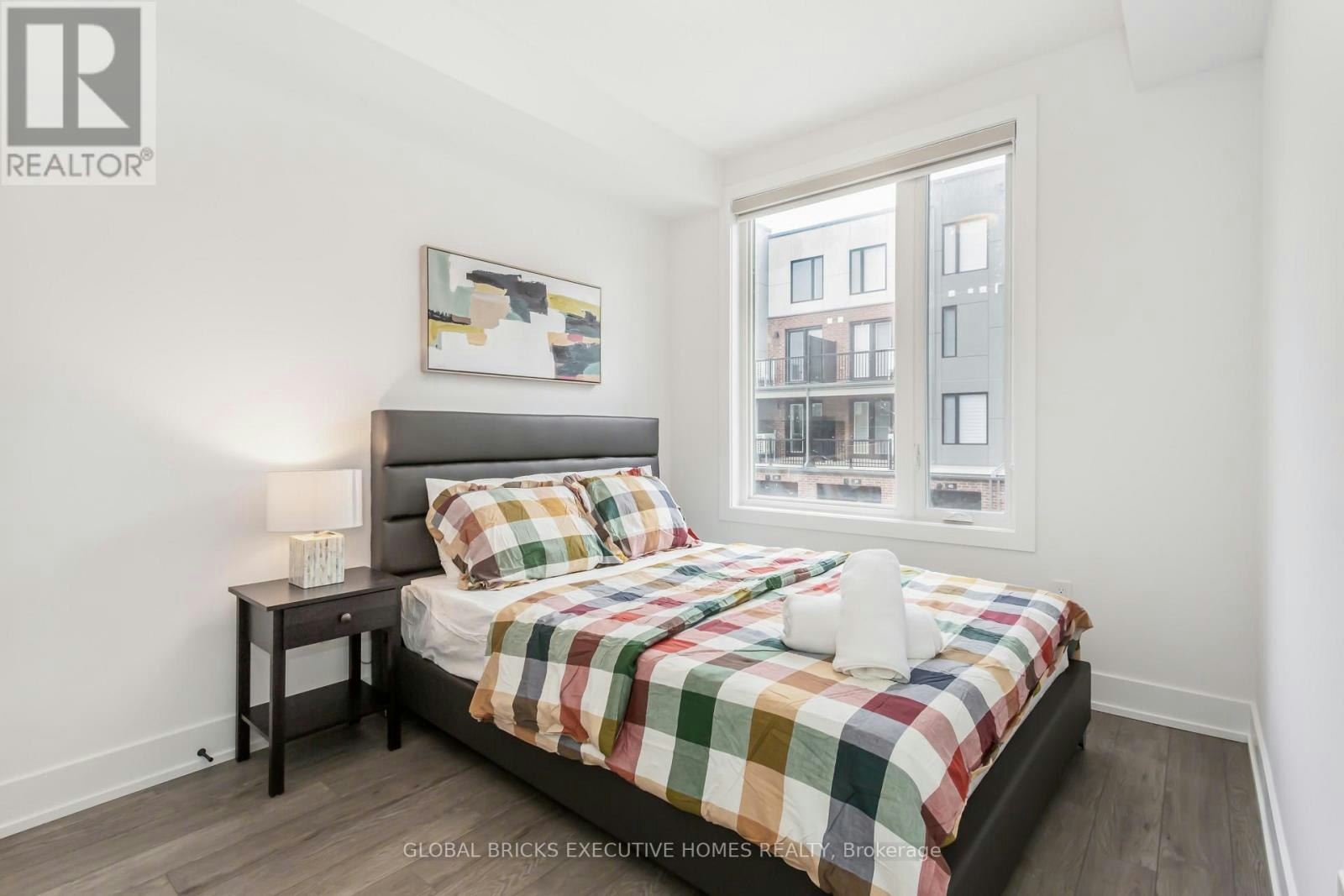 15-99 Roger Street, Waterloo, ON, N2J 0G1 - 15