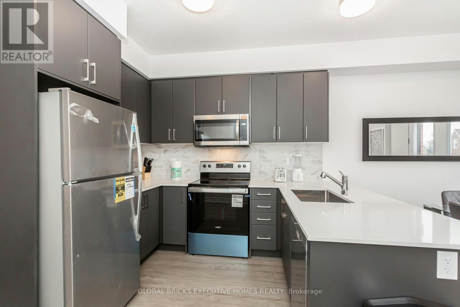 15-99 Roger Street, Waterloo, ON, N2J 0G1 - 7