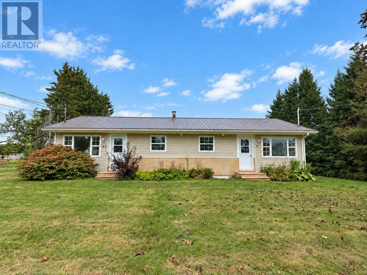 21-23 Thorndale Drive, Charlottetown, PE, C1E 1S8