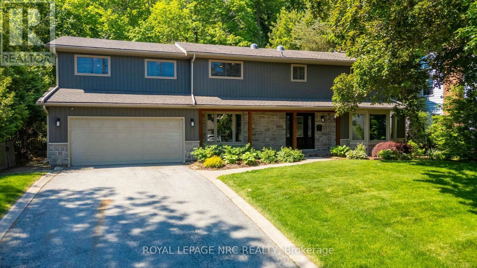 94 Dorchester Drive, Grimsby, ON, L3M 1A8