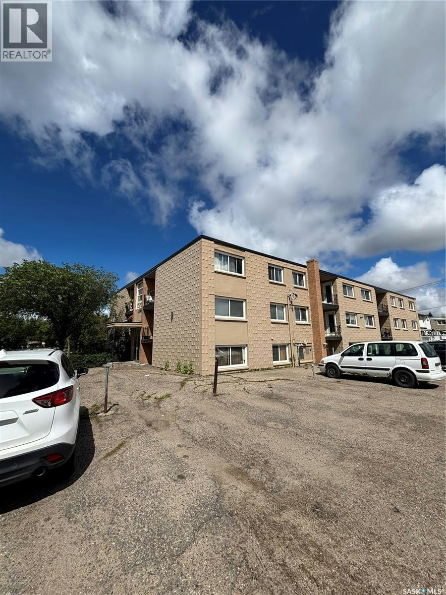 3-2620 5th Avenue N, Regina, SK, S4R 5E5