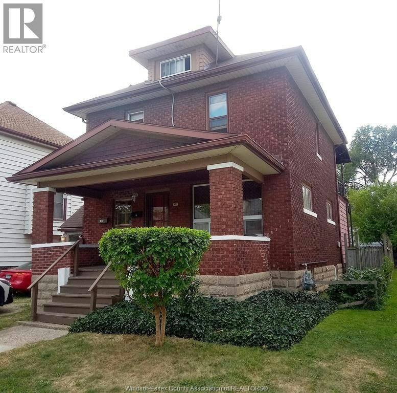 427 Gladstone Avenue, Windsor, ON, N9A 2P8