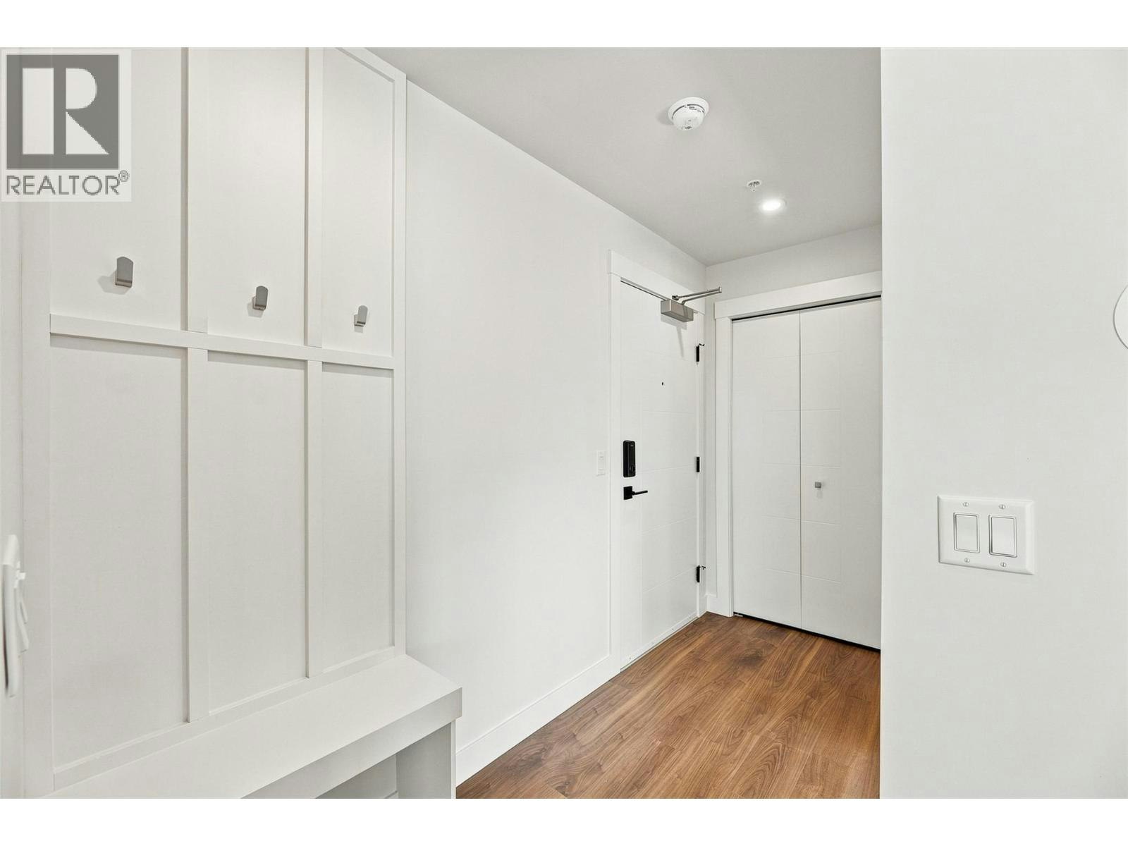 602-1280 Sutherland Avenue - 5