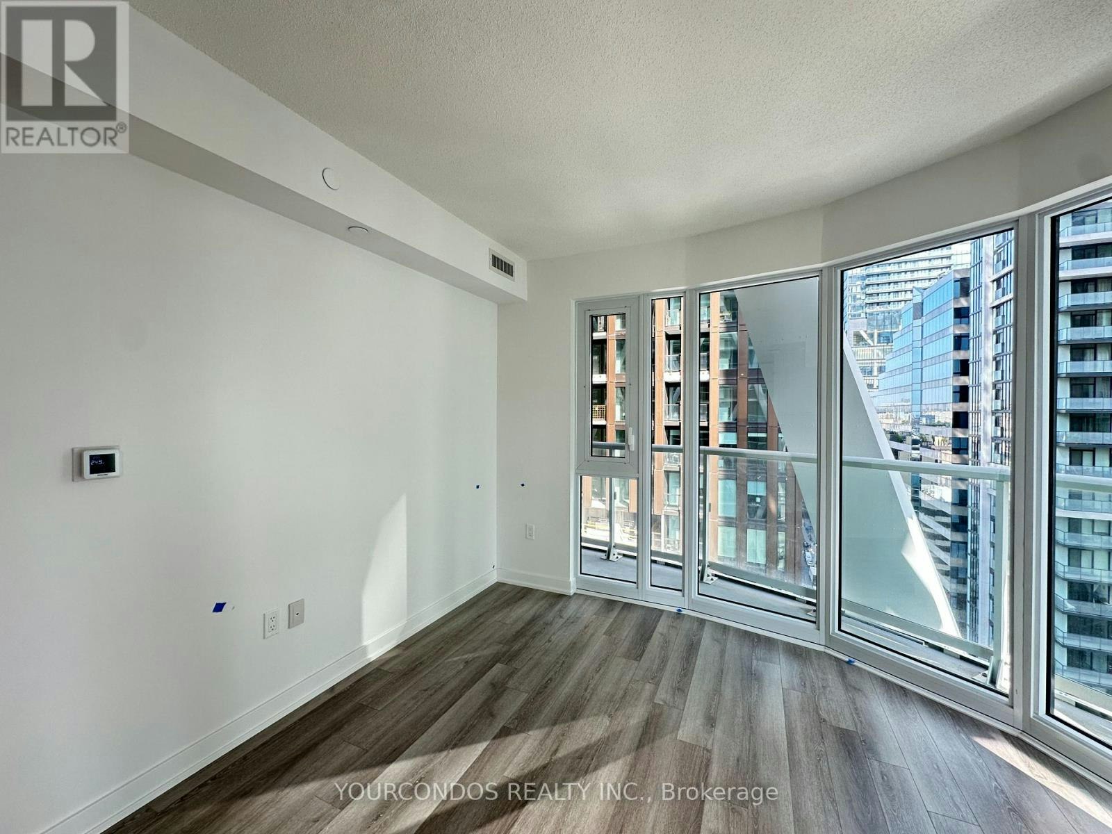 1728-230 Simcoe Street, Toronto, ON, M5T 0G7 - 5