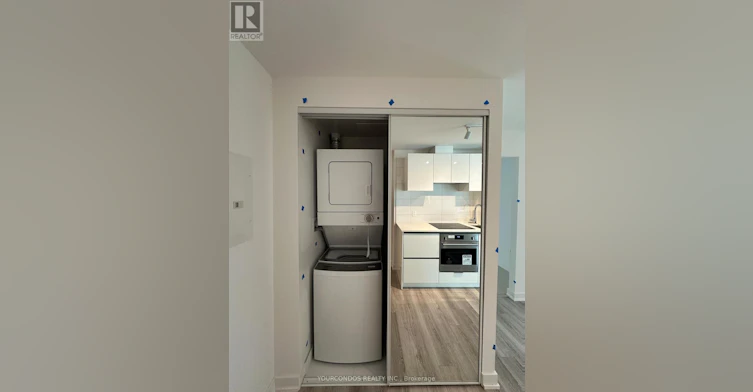 1728-230 Simcoe Street, Toronto, ON, M5T 0G7 - 11