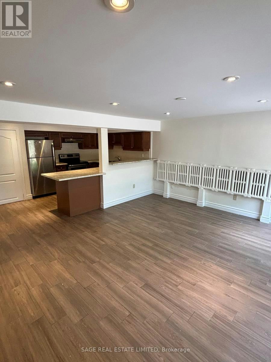 W/O-1671 Bathurst Street, Toronto, ON, M5P 3J8 - 2
