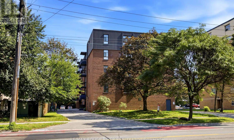 406-895 Kennedy Road