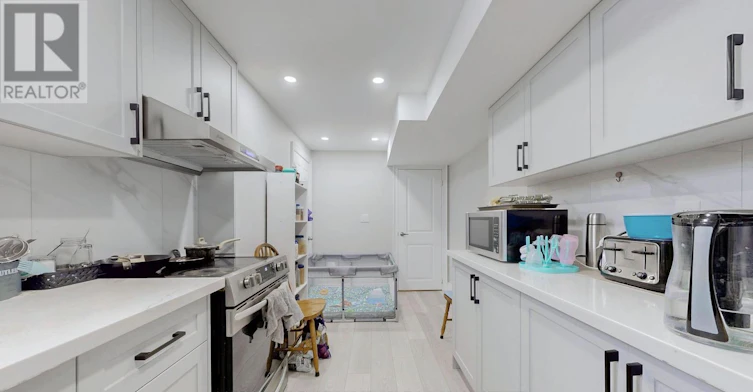 2520 Florentine Place, Pickering, ON, L1X 0H3 - 16