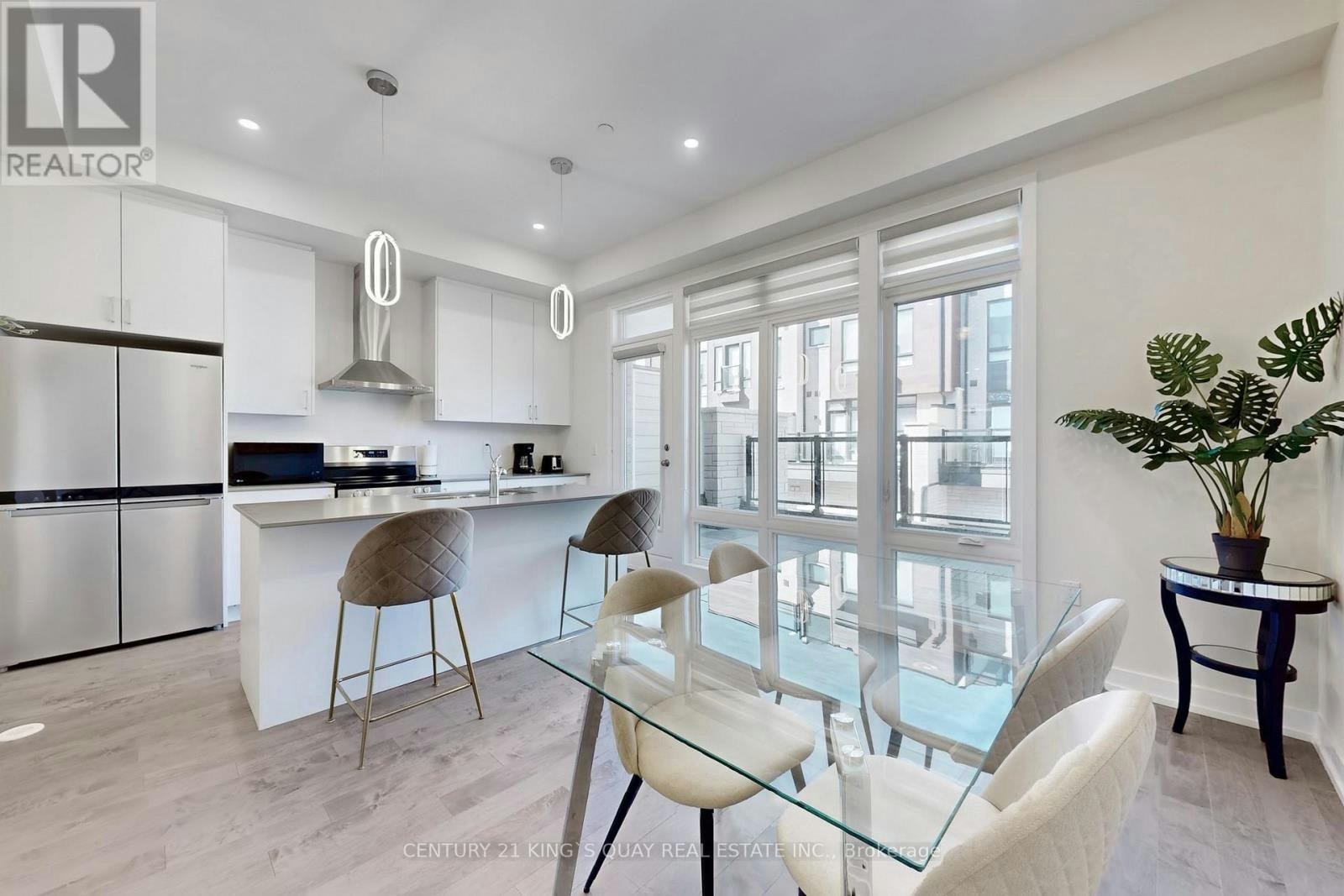 16 Credit Lane, Richmond Hill, ON, L4E 1G9 - 7