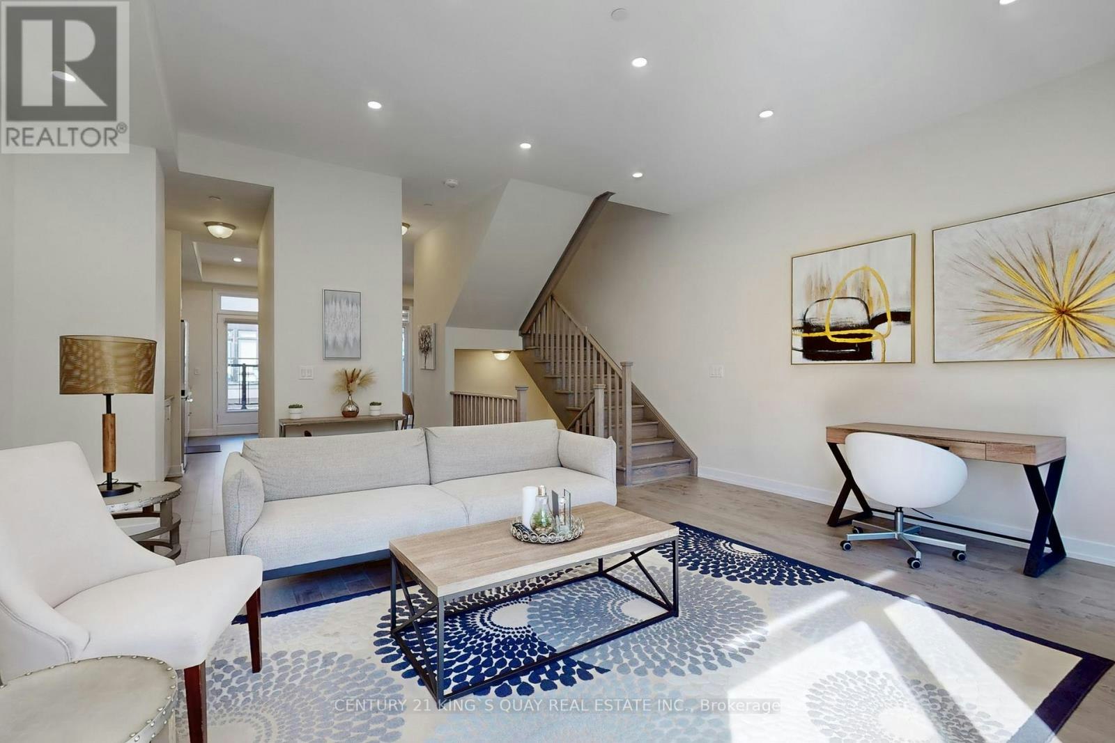 16 Credit Lane, Richmond Hill, ON, L4E 1G9 - 4