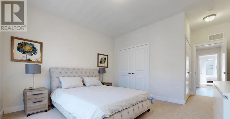 16 Credit Lane, Richmond Hill, ON, L4E 1G9 - 16