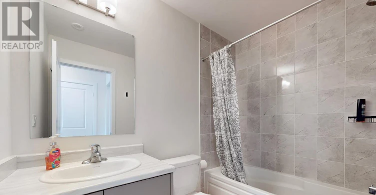 16 Credit Lane, Richmond Hill, ON, L4E 1G9 - 25