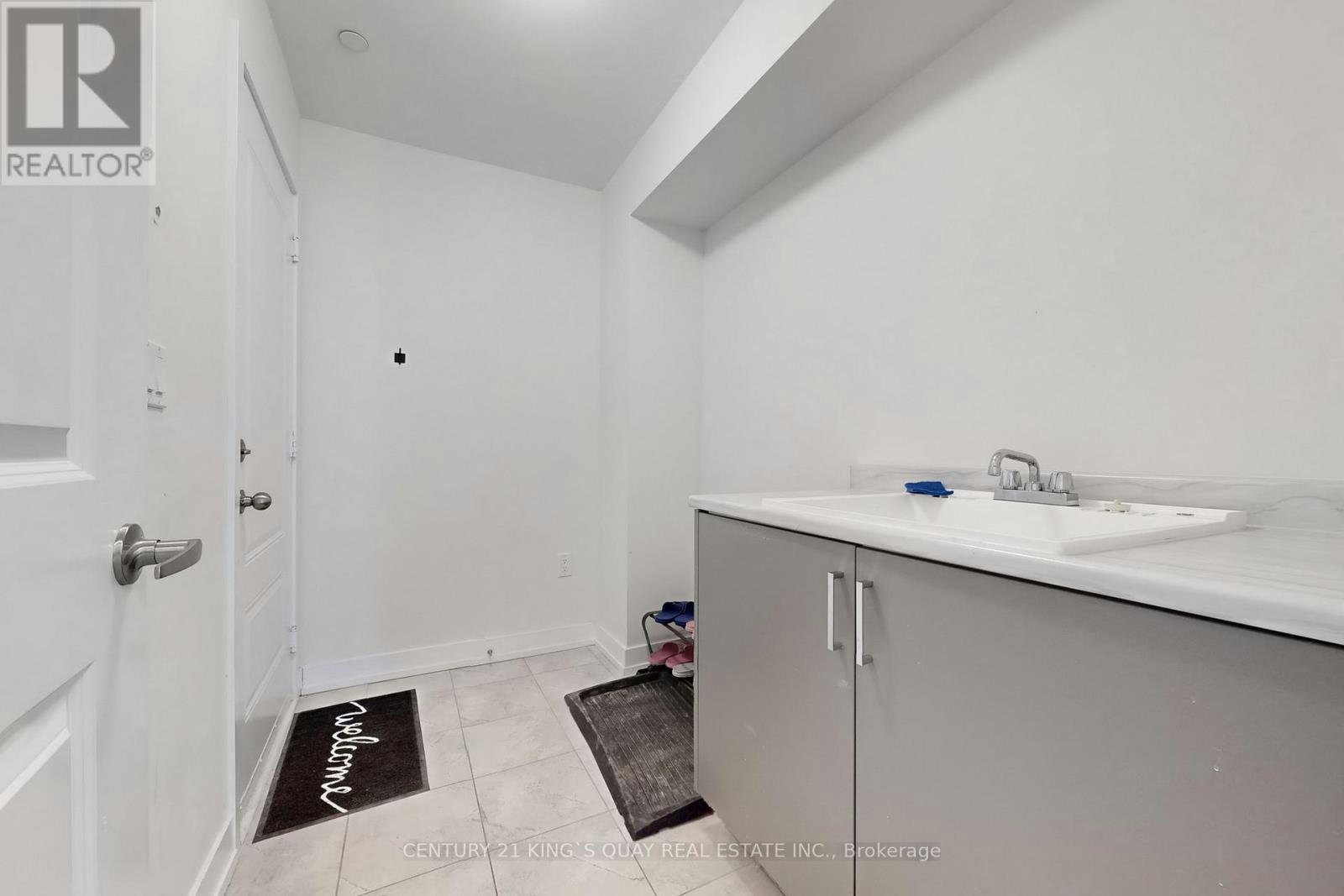 16 Credit Lane, Richmond Hill, ON, L4E 1G9 - 14