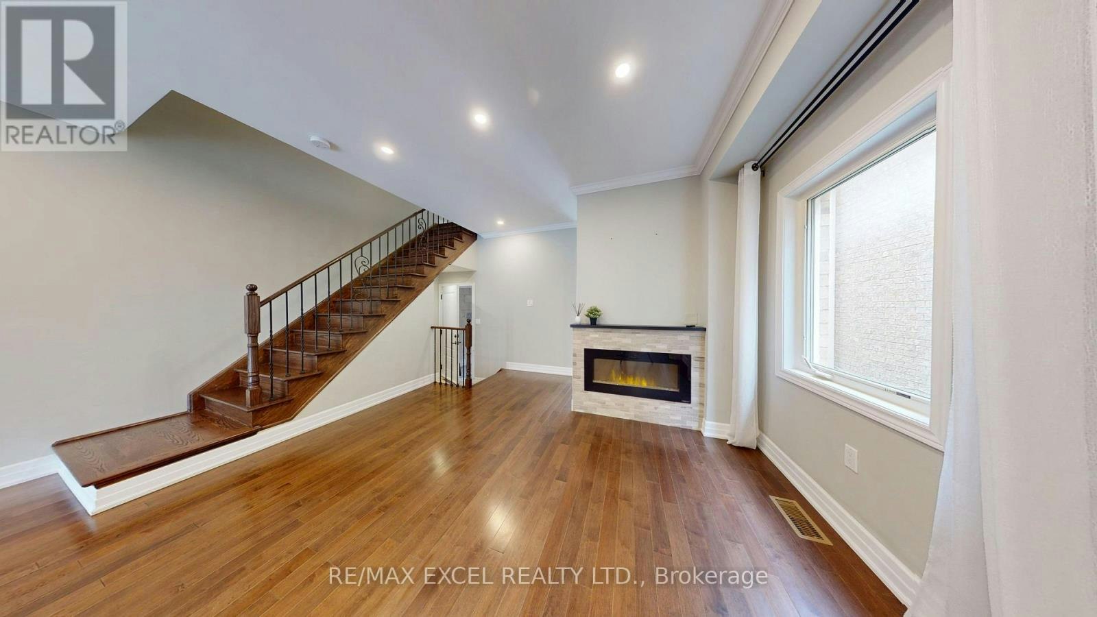 61 Landwood Avenue, Vaughan, ON, L4J 0B9 - 7