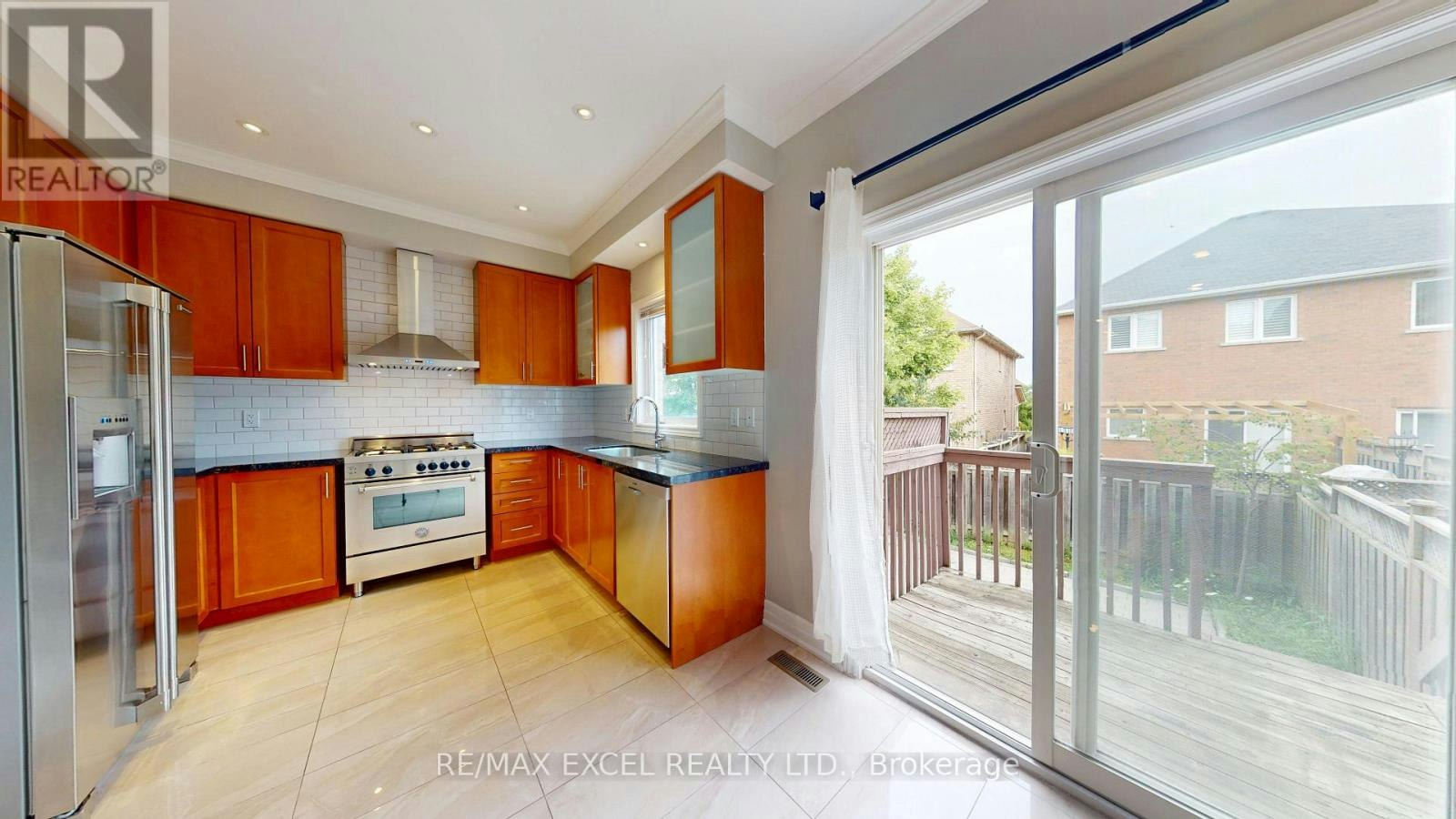 61 Landwood Avenue, Vaughan, ON, L4J 0B9 - 13