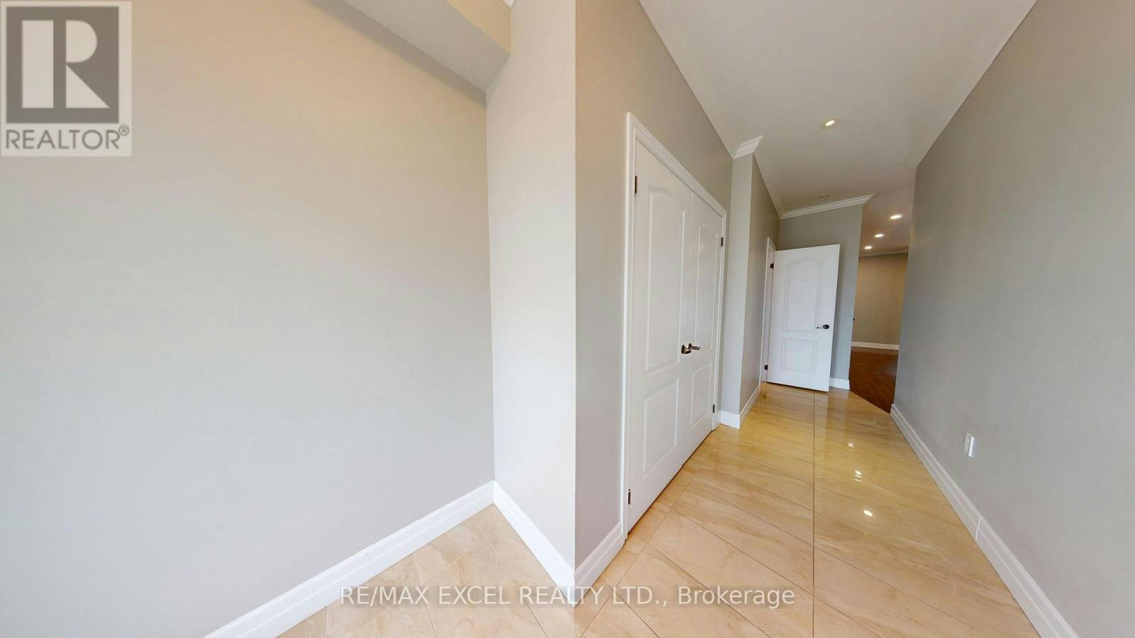 61 Landwood Avenue, Vaughan, ON, L4J 0B9 - 3
