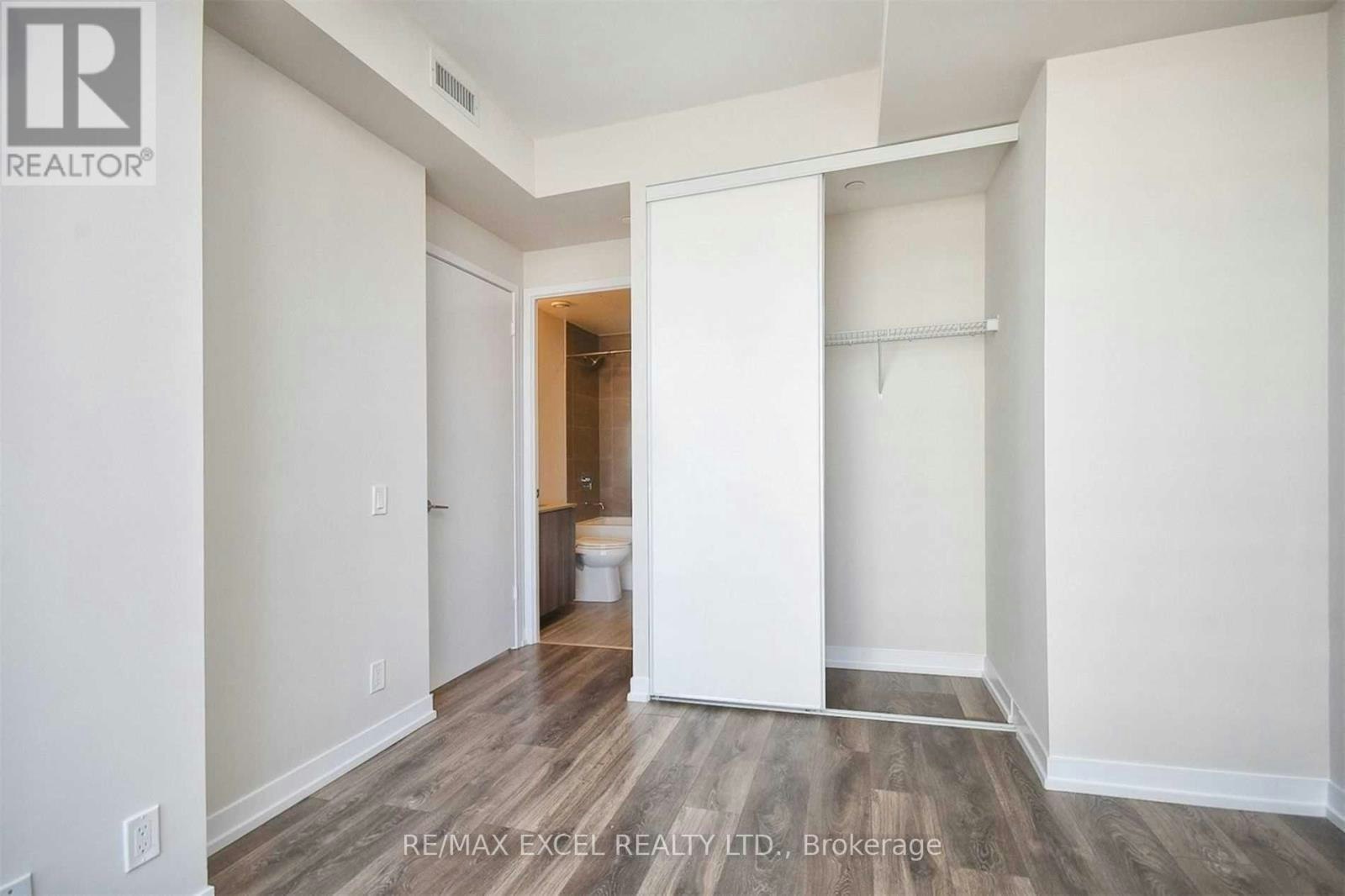 1701-5 Buttermill Avenue, Vaughan, ON, L4K 0J5 - 17