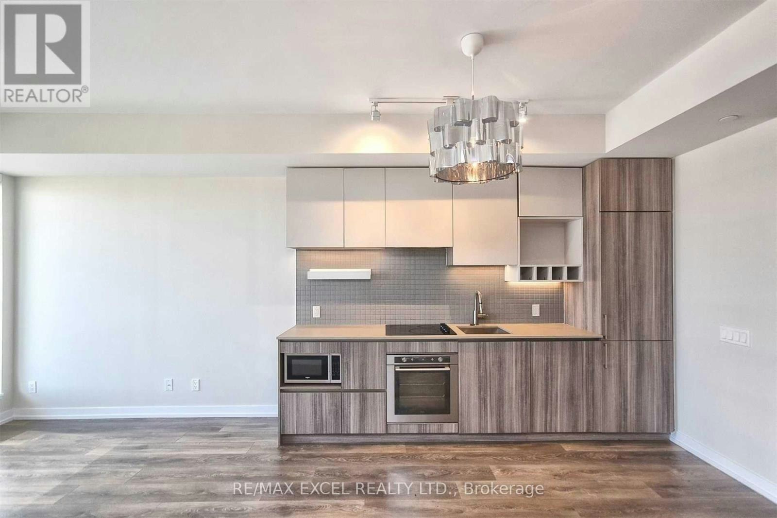 1701-5 Buttermill Avenue, Vaughan, ON, L4K 0J5 - 3