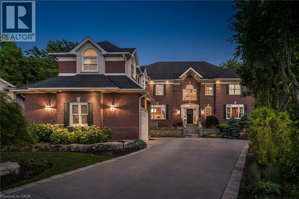 248 The Lion's Gate, Waterloo, ON, N2L 6M5
